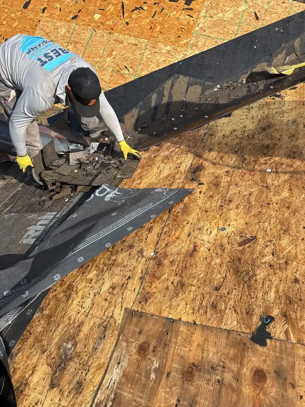 Manufacturer-certified roof installation in Trader's Point